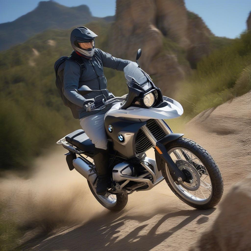 BMW 310 GS 2018: Trải nghiệm off-road đầy thú vị