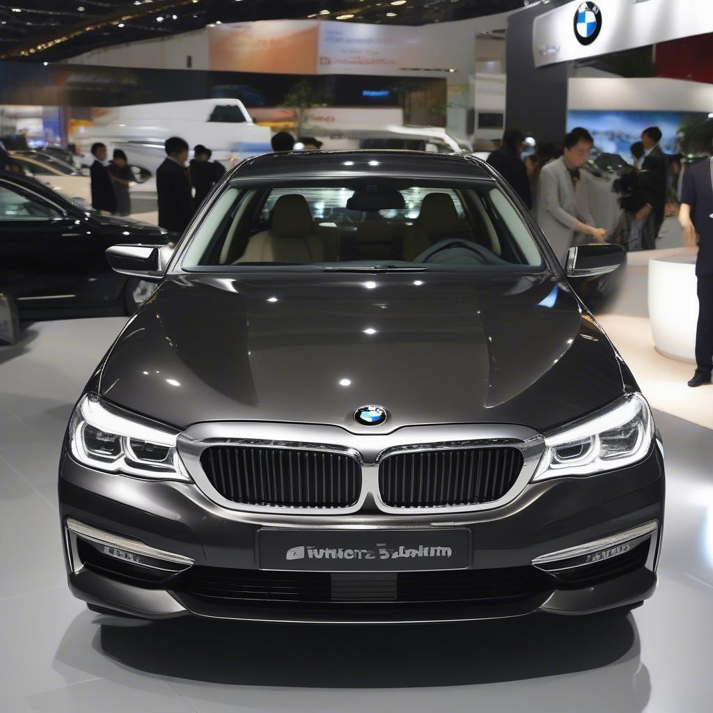 BMW 5 Series tại Vietnam Motor Show 2017