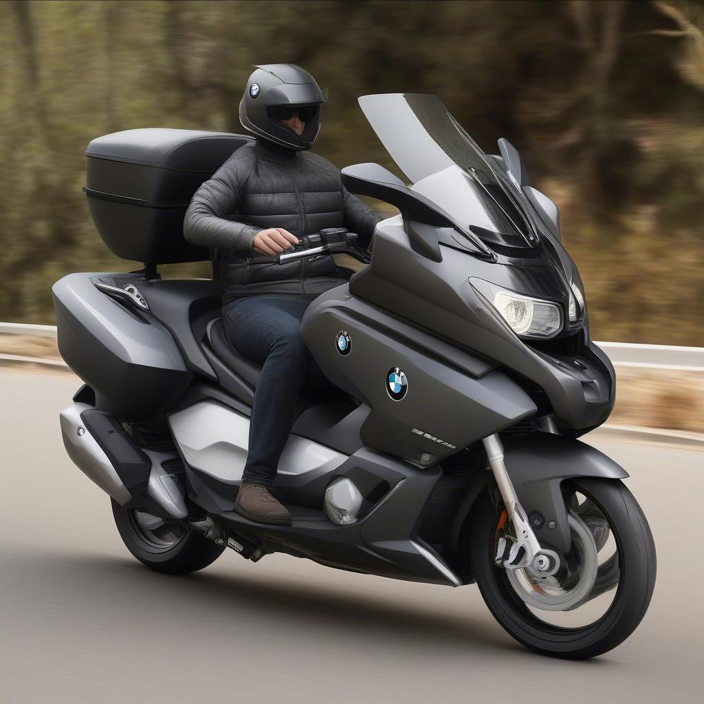 BMW C650GT Tiện Nghi