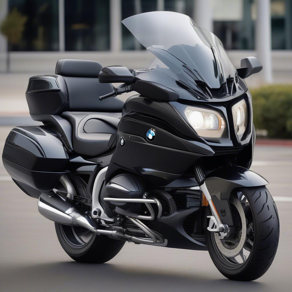 BMW K1600B Mạnh Mẽ và Sang Trọng