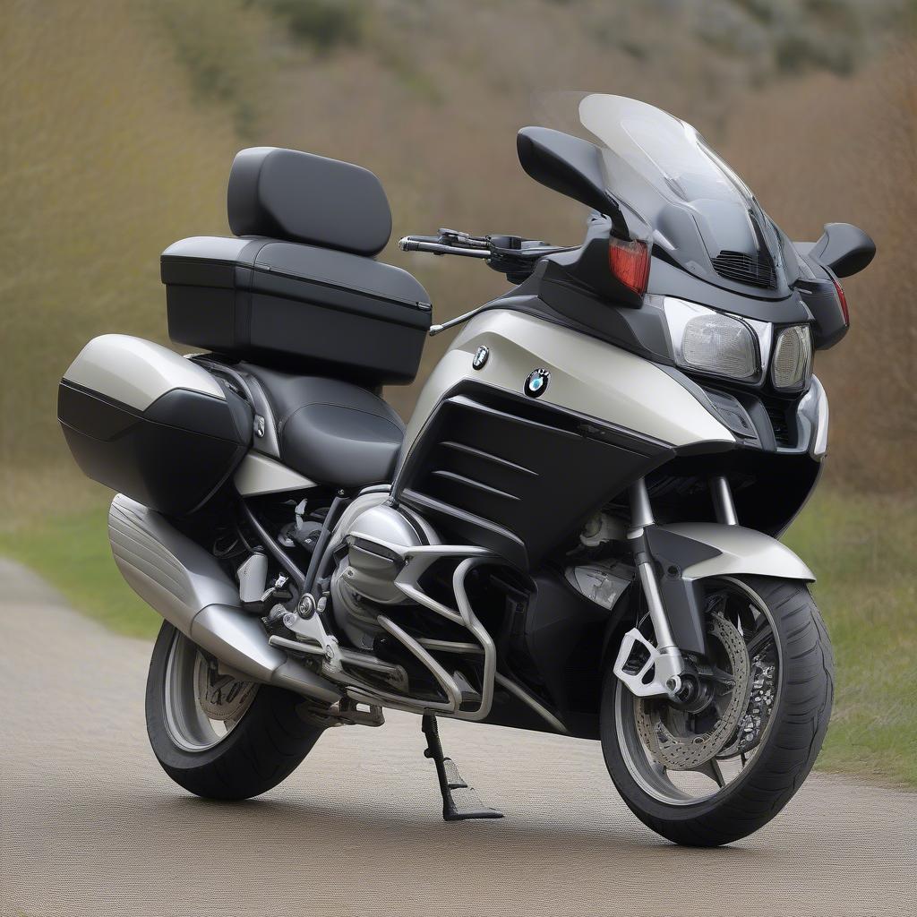 BMW K1600B với Tour Pack Dung Tích Lớn