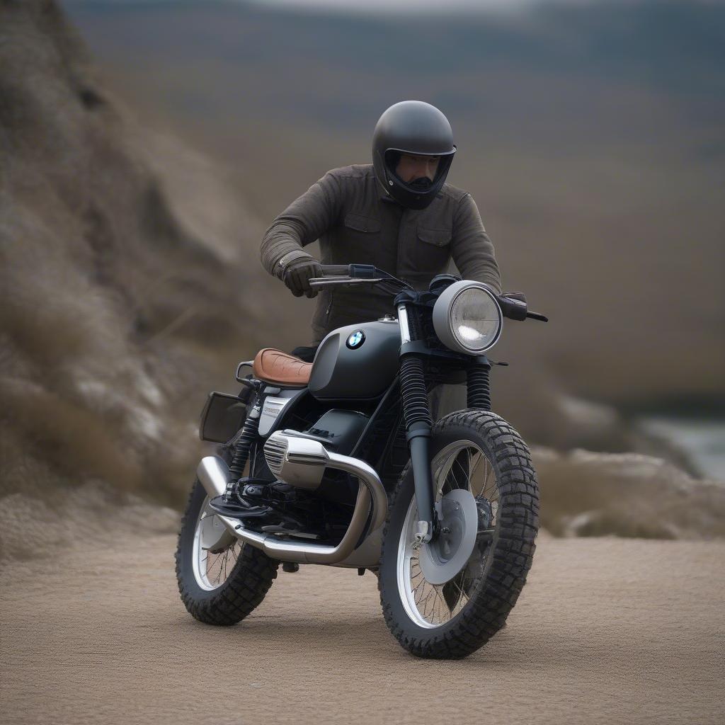 BMW R100RS độ Scrambler