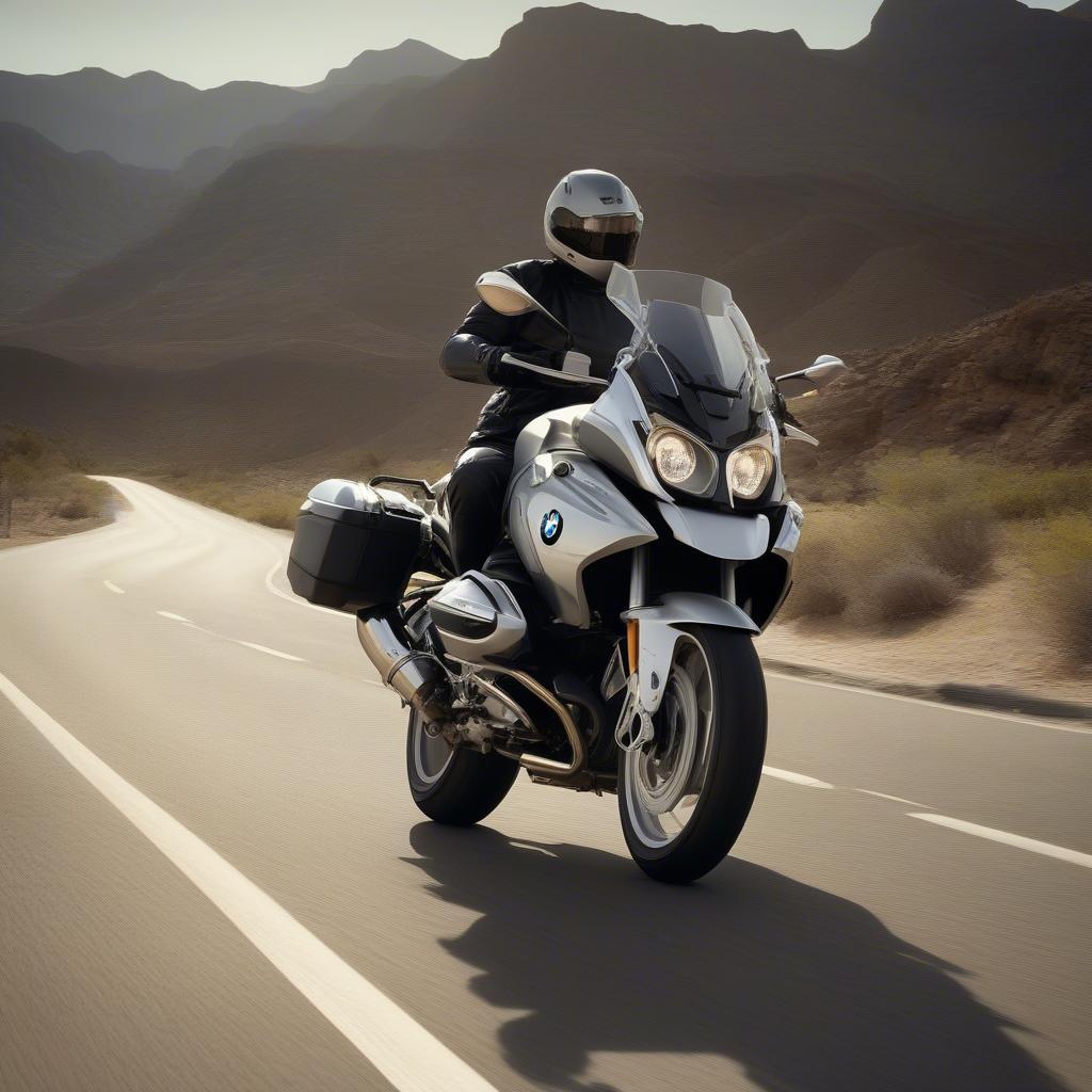 BMW R1200S trên đường trường