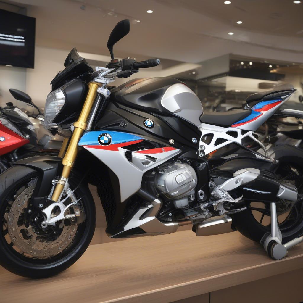 BMW S1000R Giá Niêm Yết