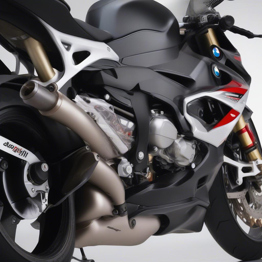 BMW S1000RR độ đẹp với hệ thống pô Akrapovic