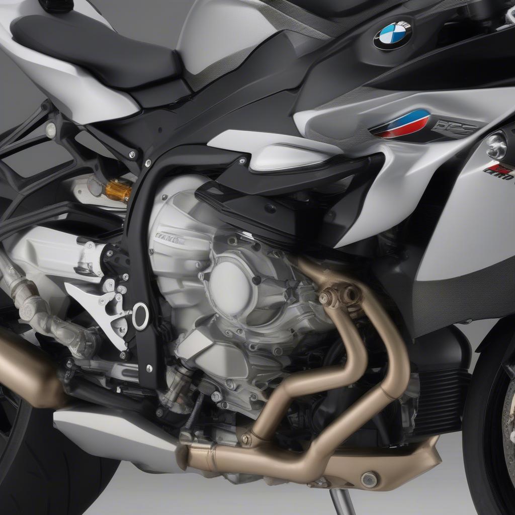 Động cơ mạnh mẽ của BMW S1000RR