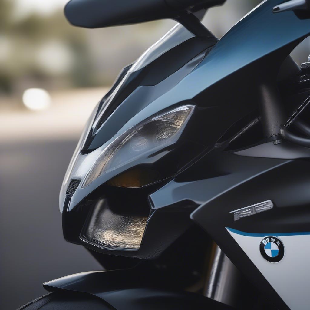 Thiết kế đột phá BMW S1000RR Mắt Lé