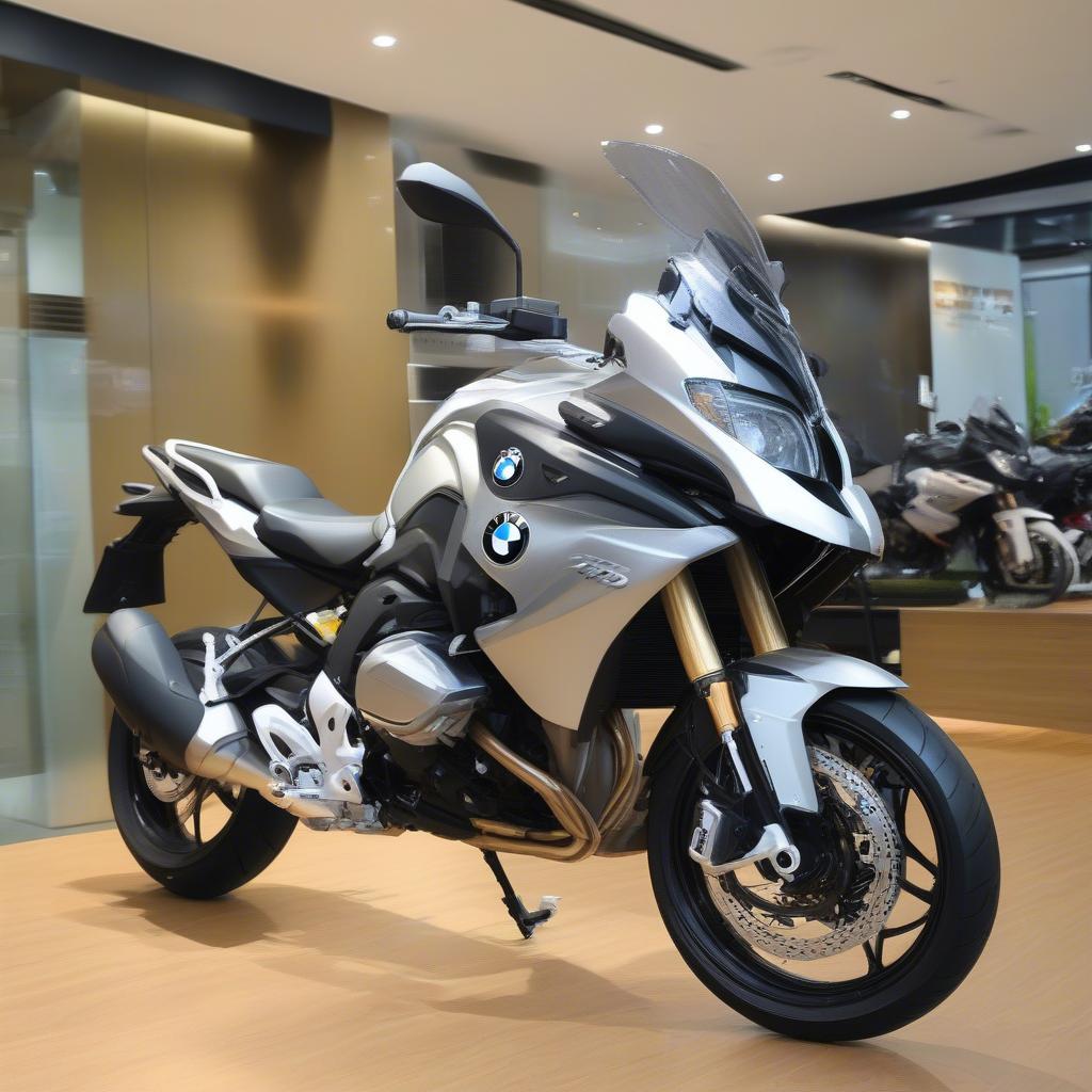 BMW S1000XR tại BMW Cầu Giấy