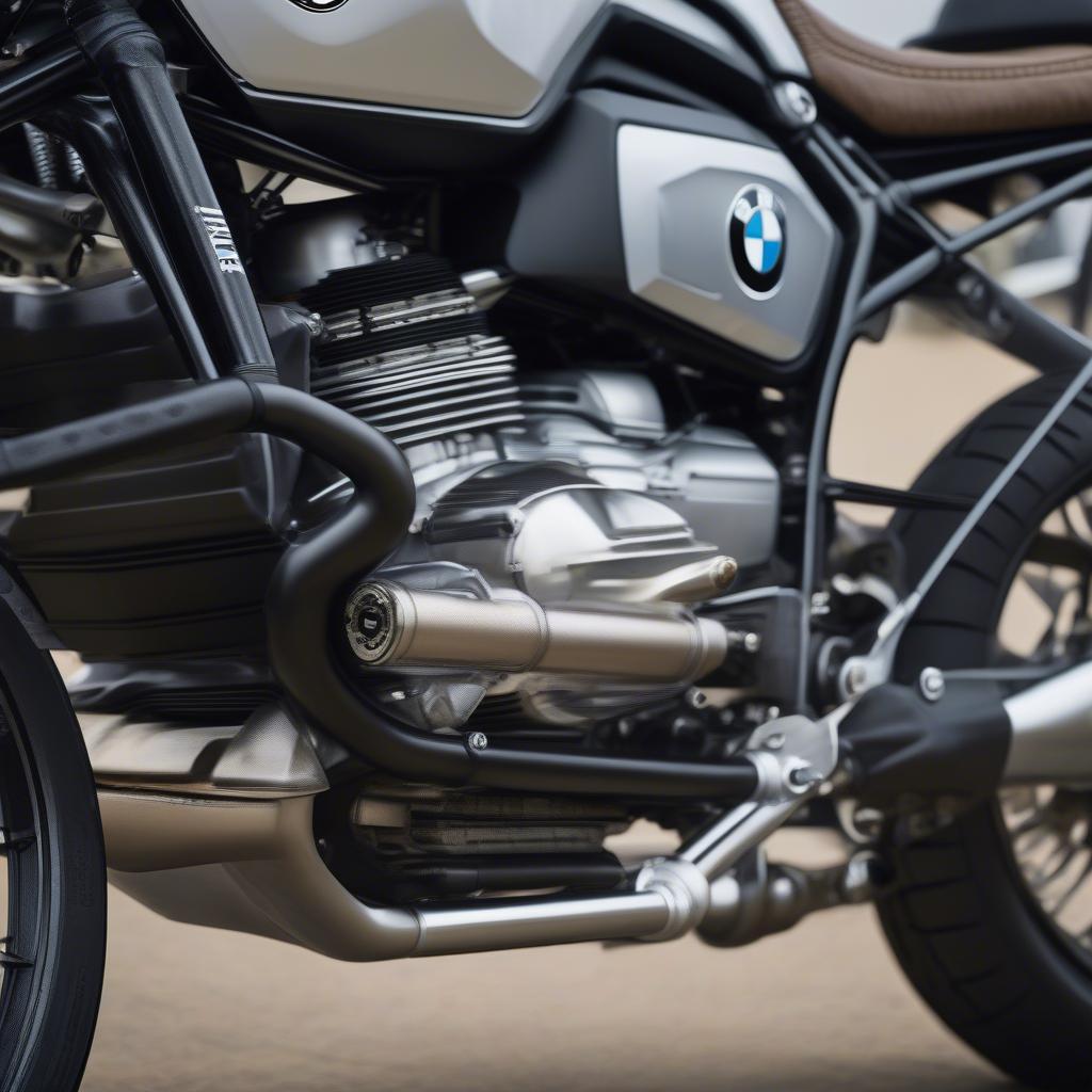 Động cơ mạnh mẽ của BMW R Nine T Cafe Scrambler