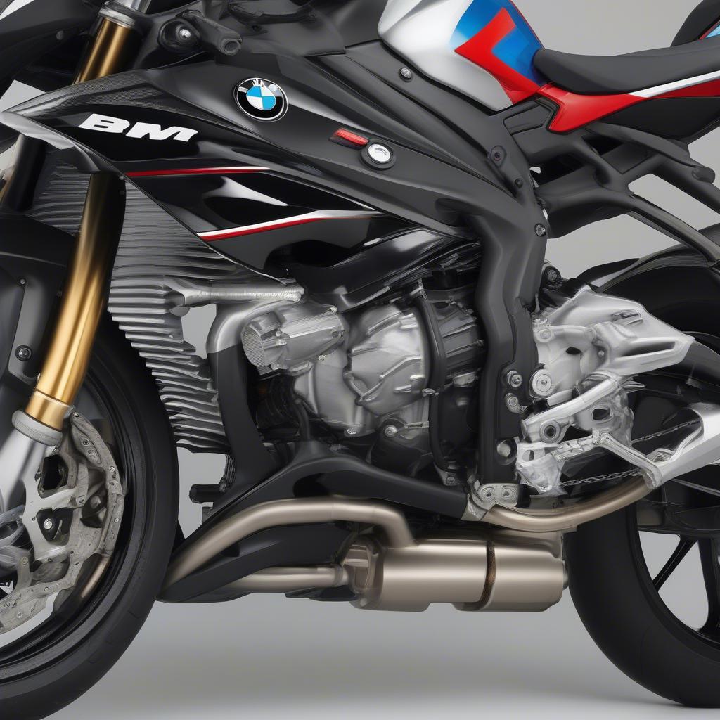 Động Cơ BMW S1000RR Mạnh Mẽ